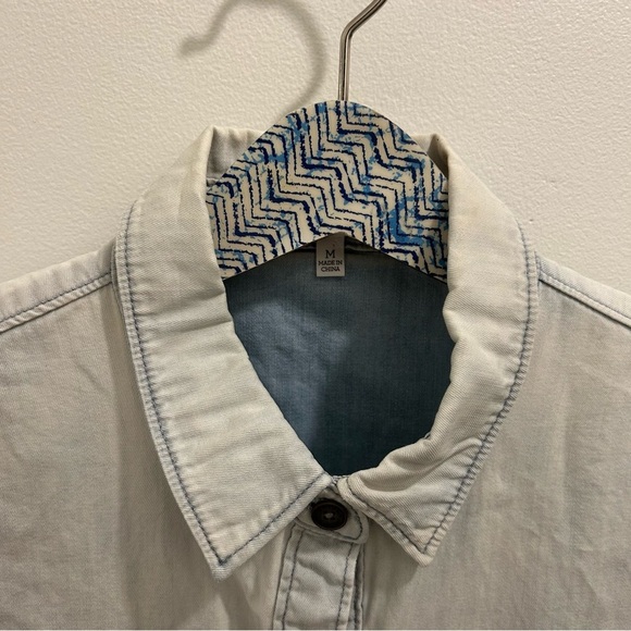 Paige Amelia Chambray Shirt Medium denim blue top button down - Picture 5 of 14